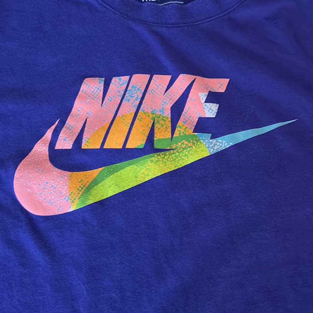 Nike Men’s Graphic T-Shirt, Large, Purple - Picture 2 of 4